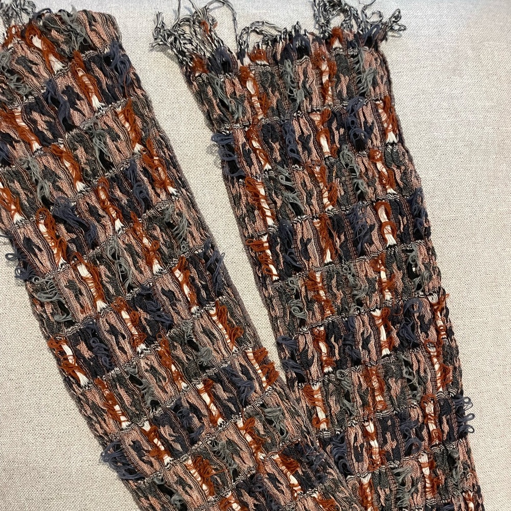 Women’s scarf
